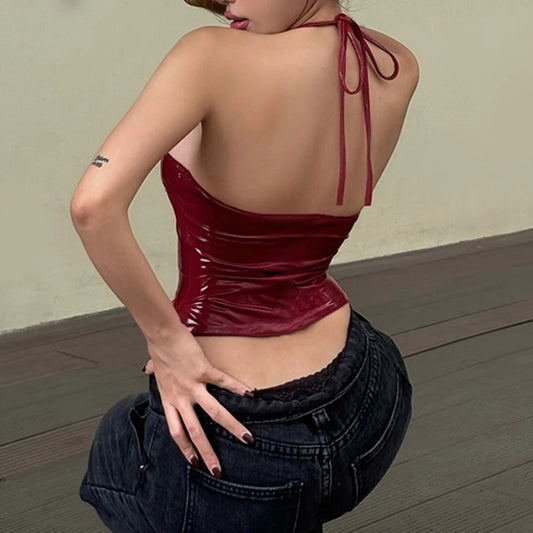 Top rouge effet latex dos nu